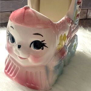 Vintage kitsch train cradle